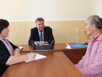 Депутат В. И. Савко провёл приём в Дубно