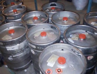 Гродненские таможенники изъяли 1,5 тысячи литров пива