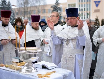 За крещенской водой. 19 января православные празднуют Крещение Господне