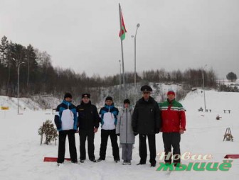 Милиционеры встали на лыжи. Новогрудчина принимала областной чемпионат УВД по лыжным гонкам