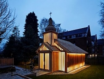 Деревянная белорусская церковь в Лондоне участвует в международном конкурсе 'Здание года'