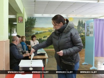 Явка избирателей на местных выборах в Беларуси на 16.00 составляет более 63%
