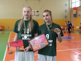 Мостовчанки стали лучшими в первенстве Республики Беларусь по баскетболу
