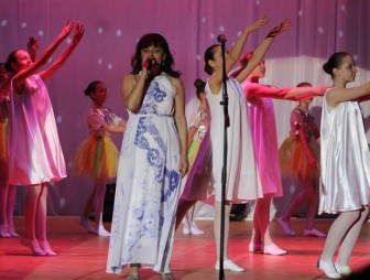 Мостовчане приняли участие в благотворительном концерте
