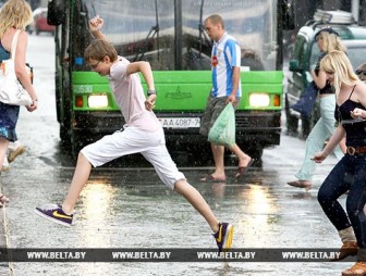 Теплая и дождливая погода сохранится на этой неделе в Беларуси