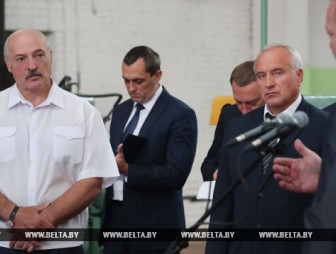 'Двойка с минусом' - Лукашенко подверг жесткой критике качество работы по развитию Оршанского инструментального завода