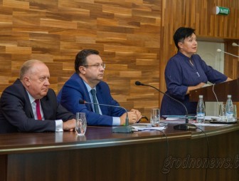 Демографическую ситуацию в области обсудили руководители учреждений здравоохранения области на совещании в Гродно