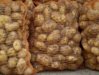Житель Ивье поехал продавать картофель в Россию. С мужчиной рассчитались фальшивыми деньгами