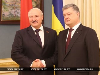Лукашенко 26 октября встретится с Порошенко и примет участие в белорусско-украинском форуме регионов