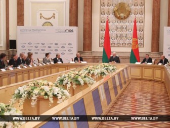 Лукашенко отмечает рост сторонников идеи запуска нового международного переговорного процесса