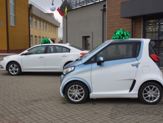 Районная больница и центр соцобслуживания в Ивье во время празднования «Дажынак-2018» получат в подарок электромобили