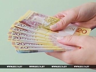 Средняя зарплата в Беларуси в октябре увеличилась до Br999,7