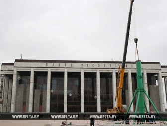 Иллюминацию на главной елке Беларуси начнут монтировать 26 ноября