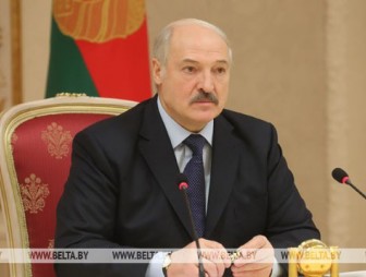 Лукашенко: если не будет препятствий, российского рынка Беларуси хватит навсегда