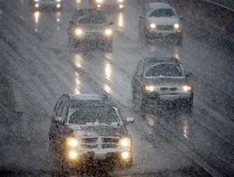 ГАИ предупреждает об ухудшении дорожных условий из-за погоды