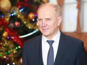 Поздравление с Новым 2019 годом председателя Гродненского областного исполнительного комитета Владимира Кравцова