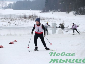 Более 200 ребят принимают участие в областном этапе республиканских соревнований по биатлону «Снежный снайпер» на Новогрудчине