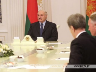 Александр Лукашенко не видит оснований менять внешнеполитический курс Беларуси