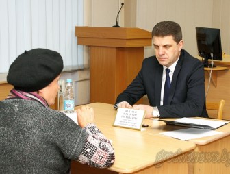 Заместитель премьер-министра Беларуси провел прием граждан в Волковыске