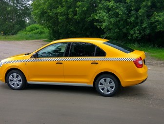 В Гродно водитель такси украл деньги своего нанимателя