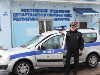 Мостовский милиционер-водитель задержал вора-рецидивиста