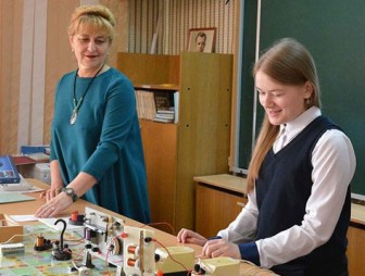 В Гродно начала работу лаборатория 'От поиска к истине' для школьников-исследователей