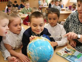 Учителям в Беларуси установлены надбавки за сложность работы и результативность