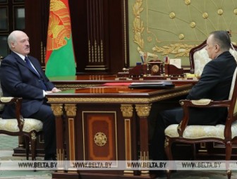 Лукашенко поручил разработать законопроект об амнистии в связи с 75-летием освобождения Беларуси