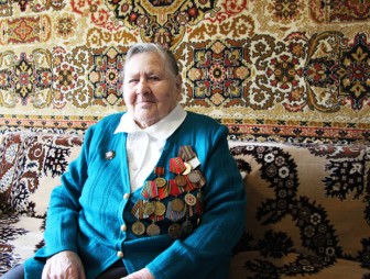О женской доле на войне рассказала мостовчанка, ветеран Великой Отечественной войны Александра Петренко