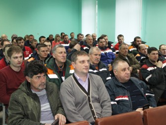 Темы конституционного устройства Беларуси, развития строительной отрасли и противодействия незаконному обороту наркотиков обсуждены на Едином дне информирования