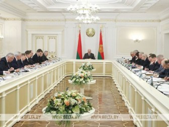 Вопросы регионального развития обсуждают на совещании у Александра Лукашенко