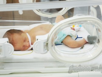 Диагноз по запаху: гродненские медики спасли малыша с редчайшим заболеванием