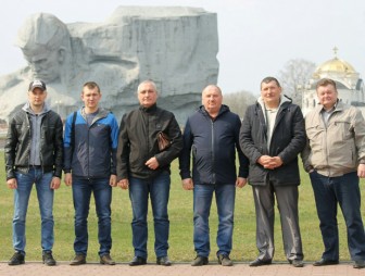Сотрудники Мостовского отделения Департамента охраны  присоединились к поездке к памятным и историческим местам Беларуси