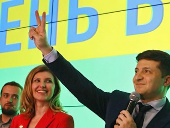 Зеленский лидирует на выборах президента Украины после подсчета 90% протоколов