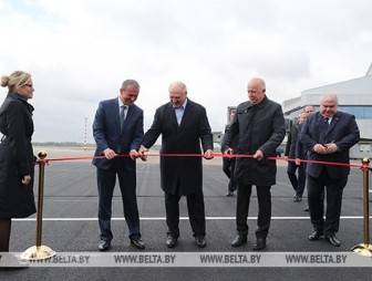 Александр Лукашенко открыл новую взлетно-посадочную полосу в Национальном аэропорту Минск