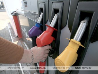 Топливо на АЗС в Беларуси с 16 июня подешевеет на 1 копейку