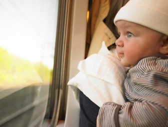Ребенок, родившийся в поезде, получил бесплатный проезд на 25 лет