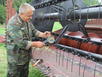 Ставку на жатве в филиале «Дубно» делают на белорусскую технику