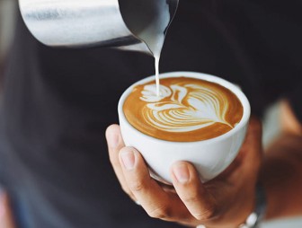 Ученые выяснили, может ли кофе перед сном привести к бессоннице