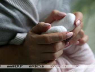 Белорусские медики выходили младенца весом 790 г