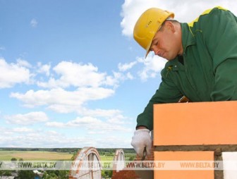 В Беларуси 36,9% введенного в январе-июле жилья построено для нуждающихся