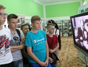 Кніга паклікала ў Слонім. Унікальны “Фестываль кнігі і прэсы” адчынілі ў святочным Слоніме