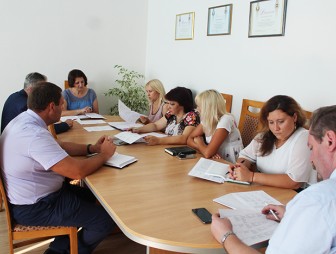 В Мостах прошло заседание комиссии по содействию переписи населения Республики Беларусь 2019 года