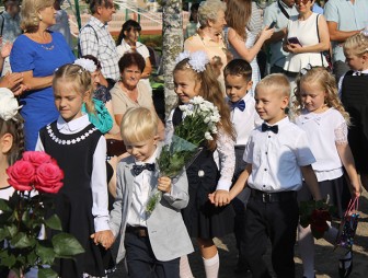 101 первоклассник начал дорогу к знаниям в средней школе №5 г. Мосты