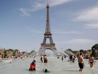 Во Франции за лето от жары погибло 1,5 тысячи человек