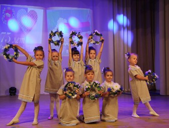 В Мостах прошли торжественное собрание и праздничный концерт, посвящённые 75-летию образования Гродненской области