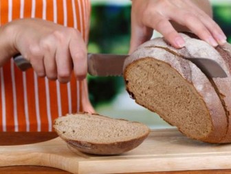 Полезный и вредный: какой хлеб лучше есть