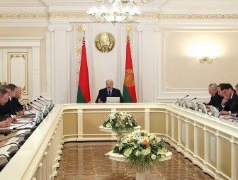 Развитие торговли duty free обсуждается на совещании у Президента Беларуси