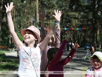 Летом в белорусских лагерях планируется оздоровить 394 тыс. детей