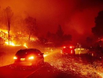Мощные пожары бушуют в Калифорнии